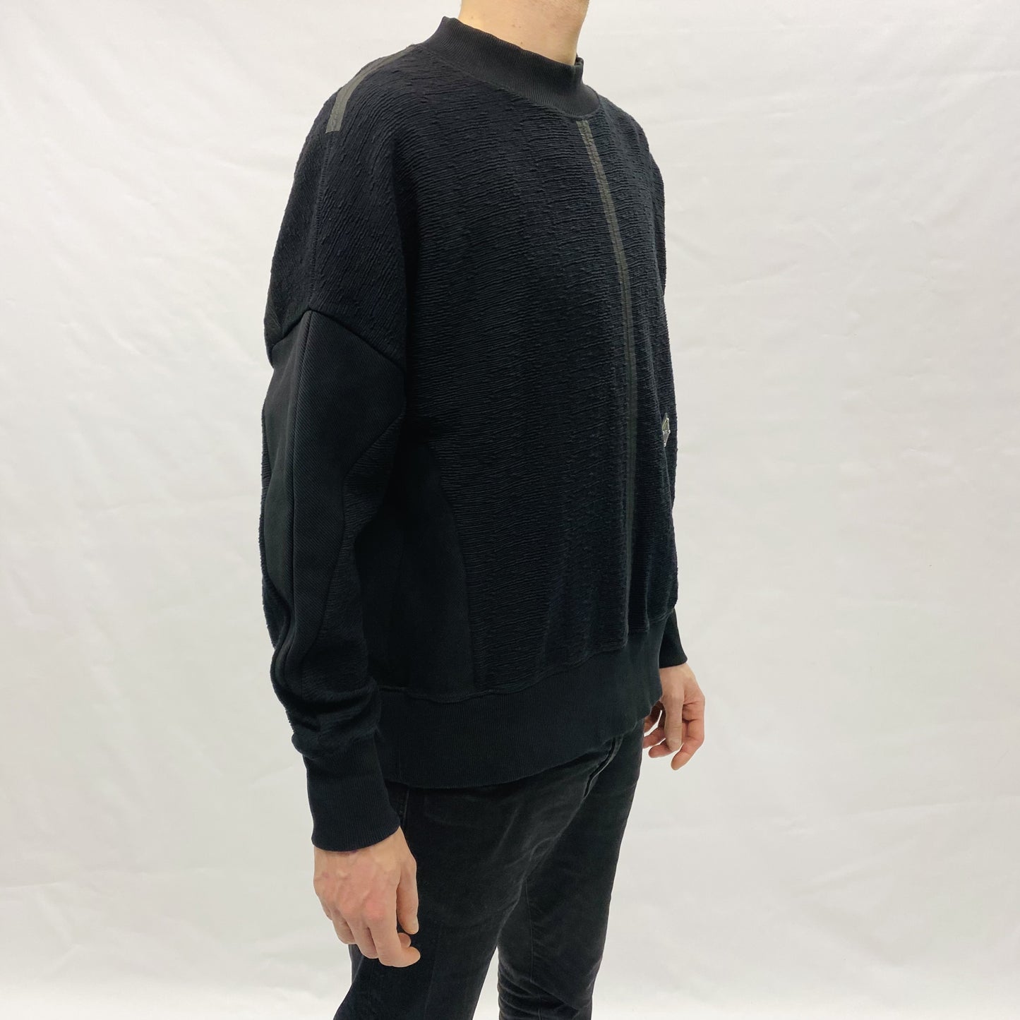 A COLD WALL CREWNECK