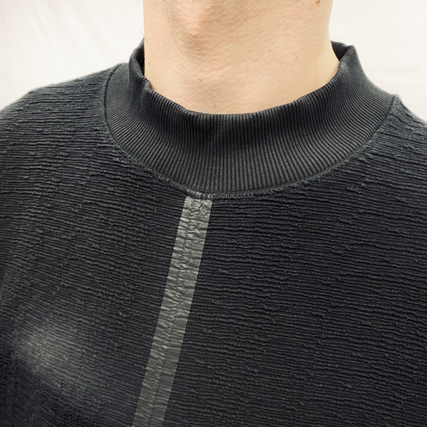 A COLD WALL CREWNECK