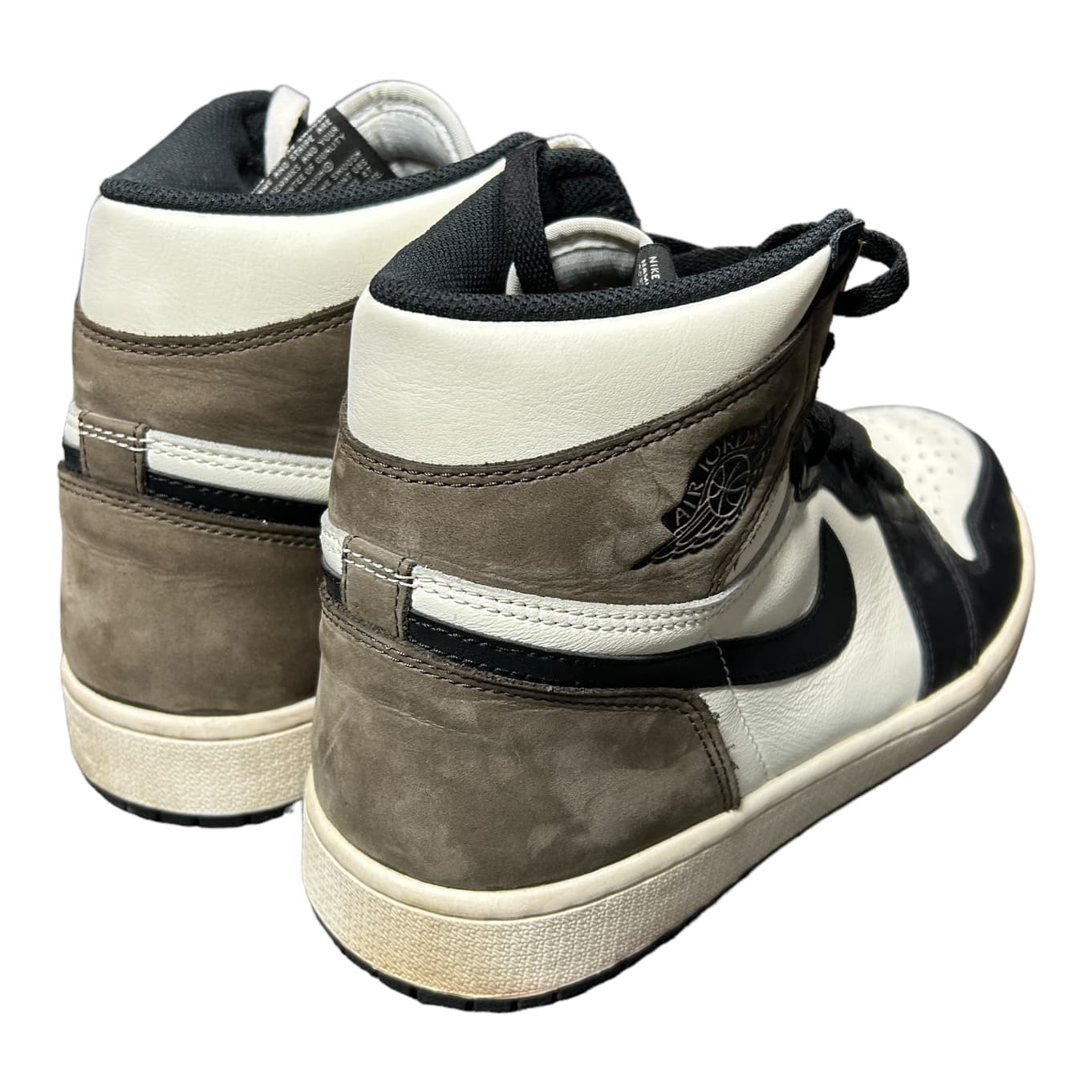 AIR JORDAN 1 DARK MOCHA