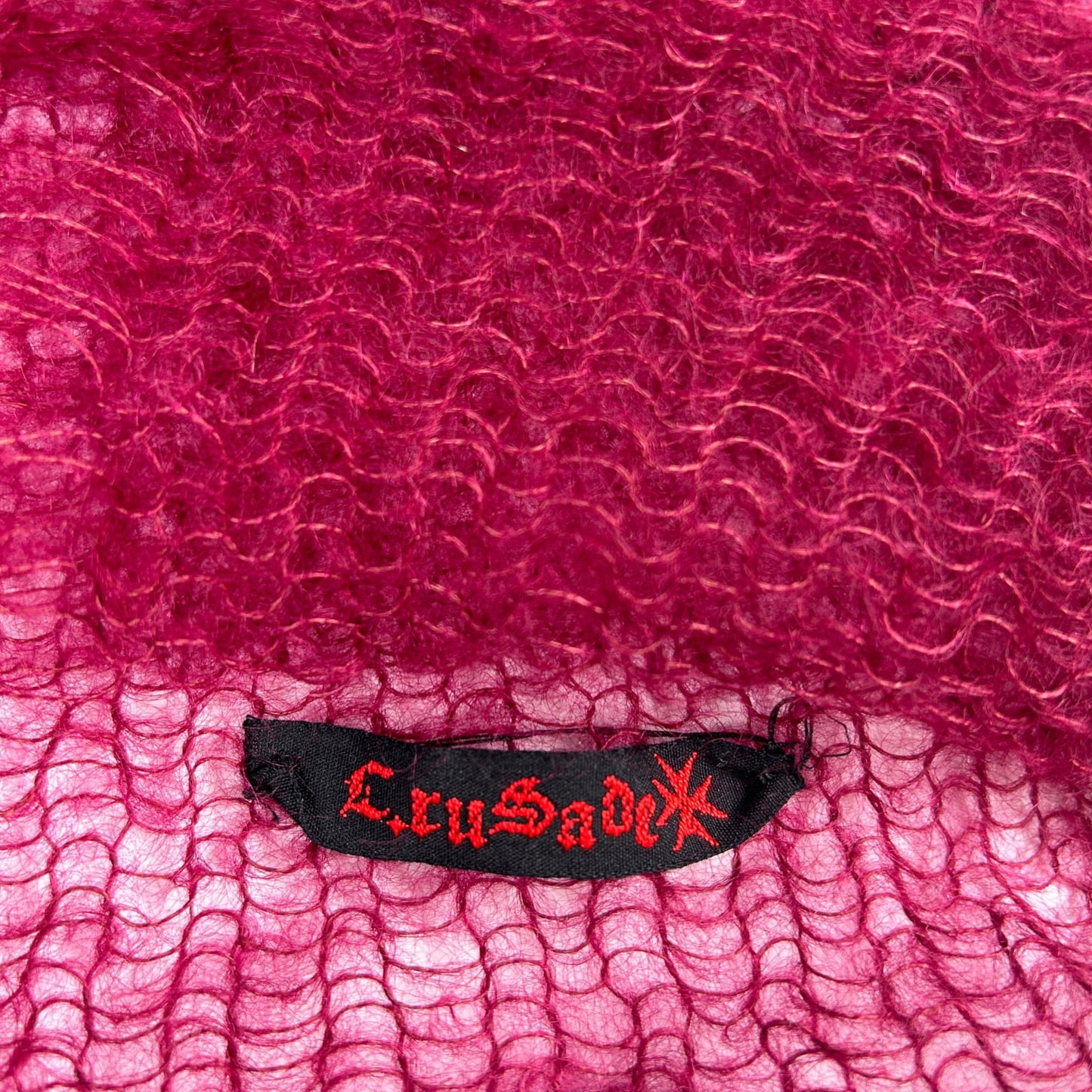 RED KNITTED BALLOON