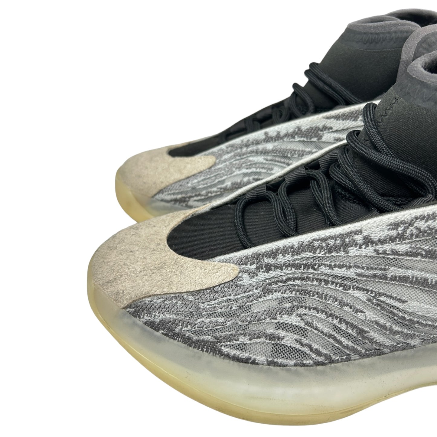 YEEZY QNTM BOTY