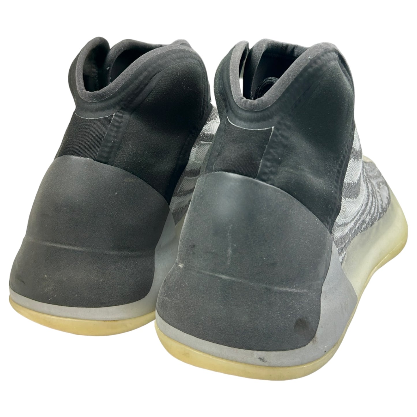YEEZY QNTM BOTY