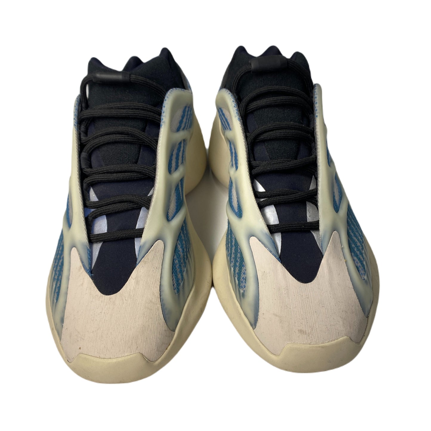 YEEZY 700 V3 BOTY