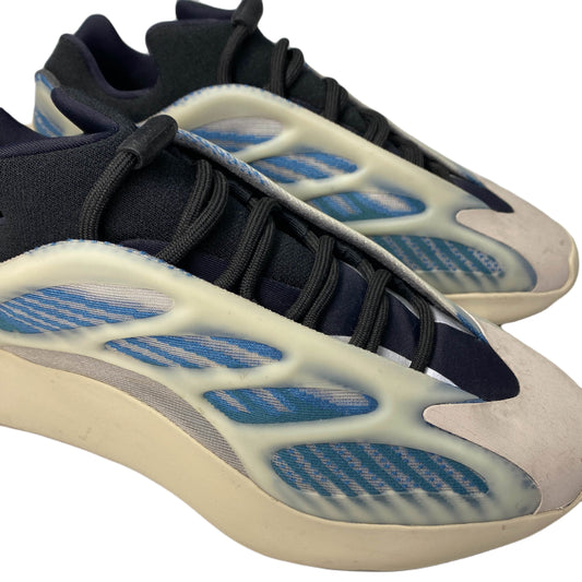 YEEZY 700 V3 BOTY