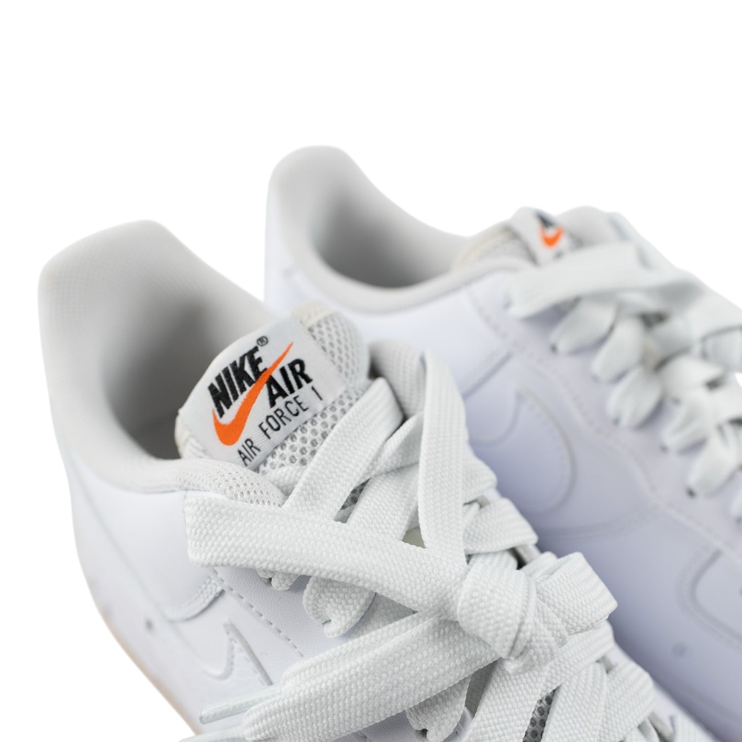 NIKE AIR FORCE ONE LV8 BOTY