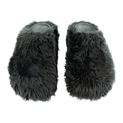 BALENCIAGA FLUFFY SLIDES