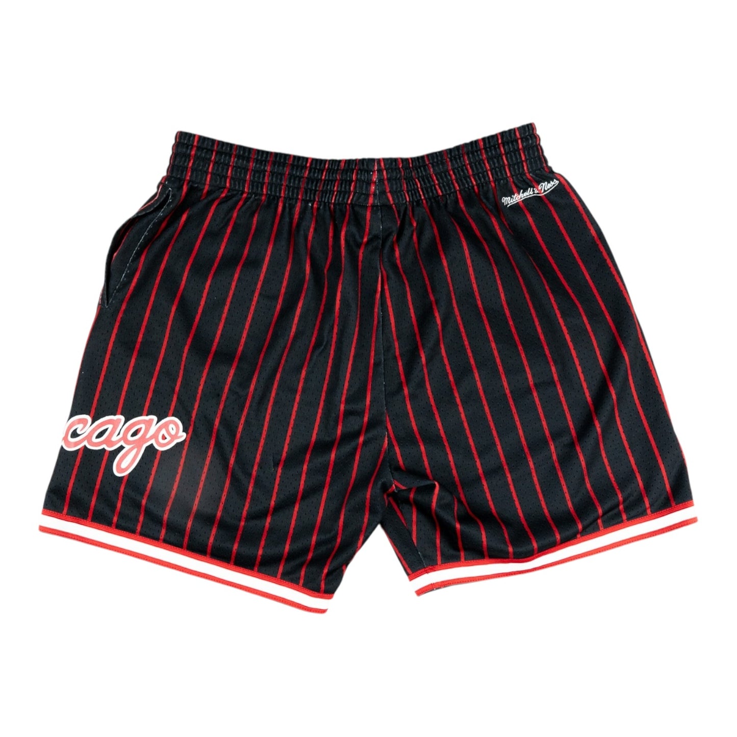 MITCHEL & NESS CHICAGO BULLS SHORTS