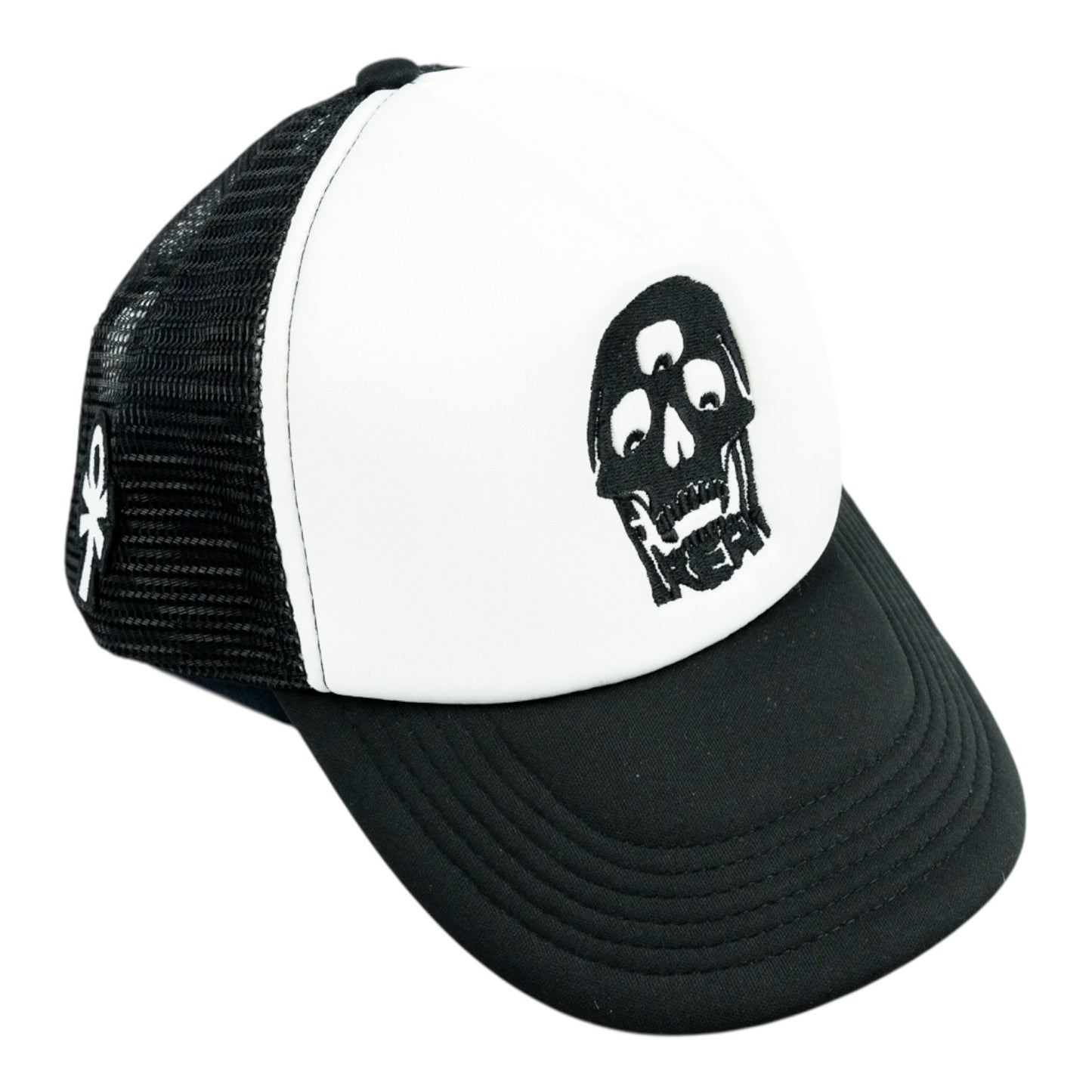 YZO X FREAK TRUCKER CAP