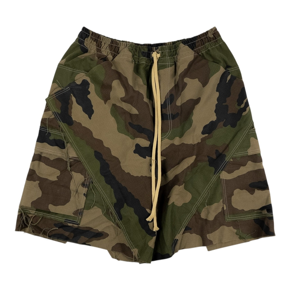 NOIS CAMO SHORTS