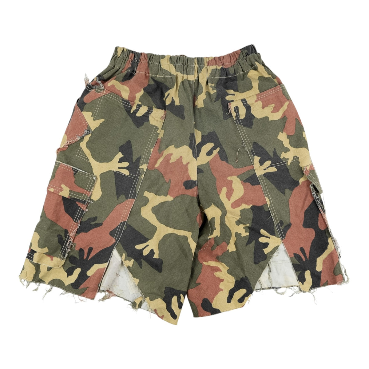 EVAN LURE CAMO SHORTS