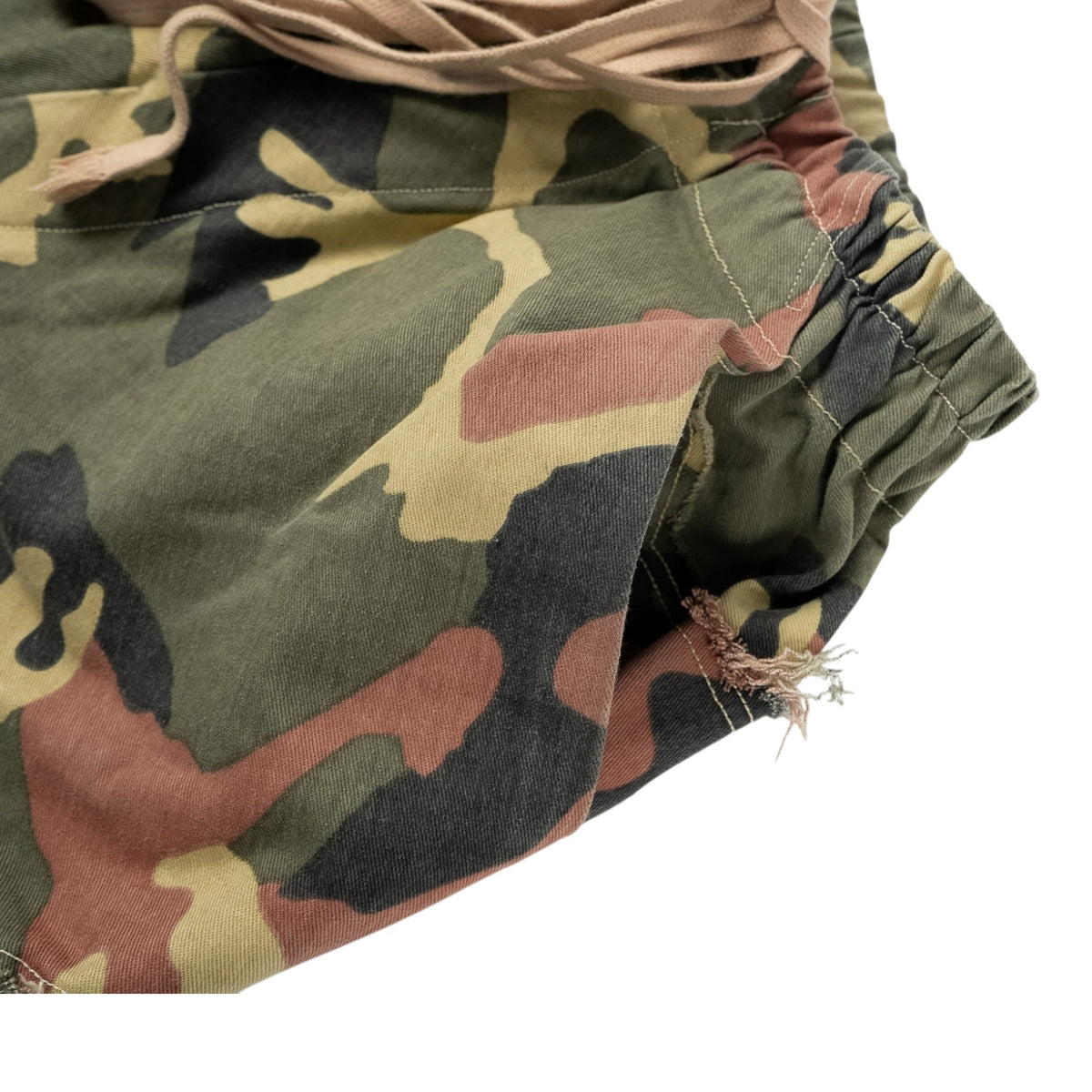 EVAN LURE CAMO SHORTS