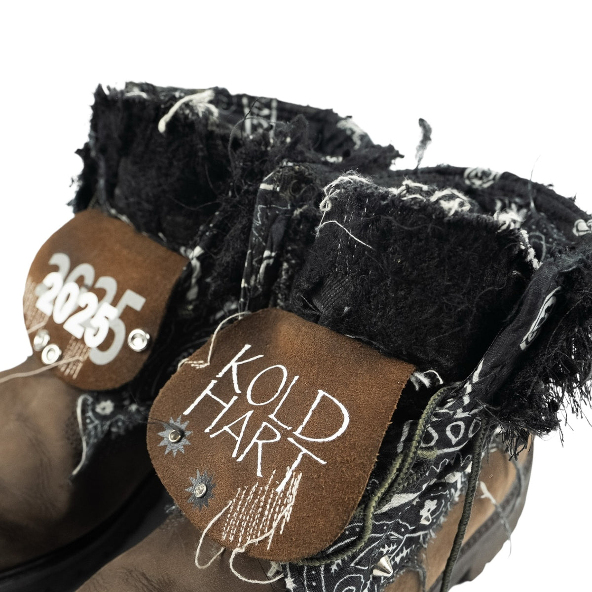 KOLDHART TIMBS BOTY