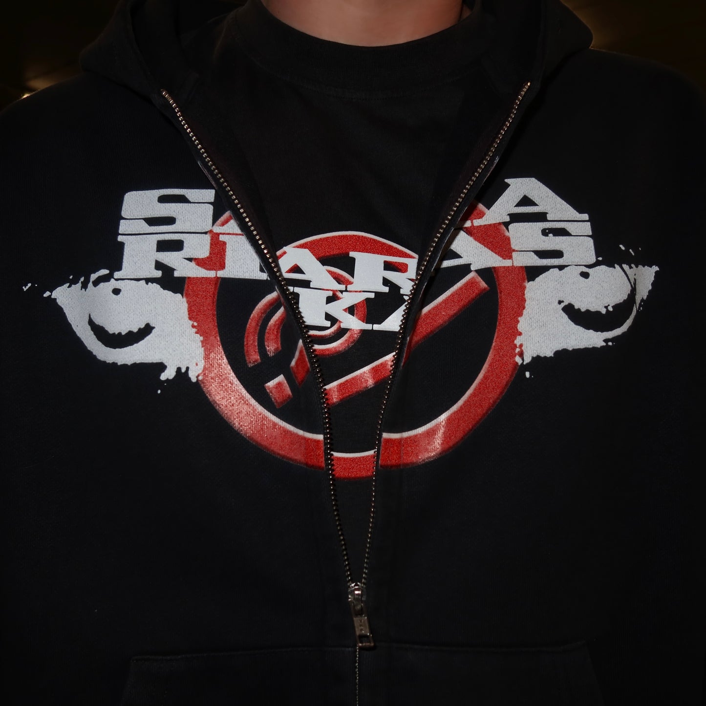 SARA RIKAS - CIGARETY MIKINA