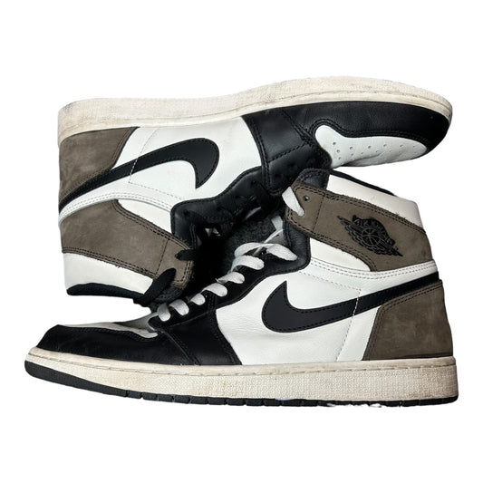 AIR JORDAN 1 DARK MOCHA