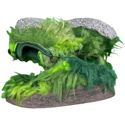 NIKE GRINCH BOTY
