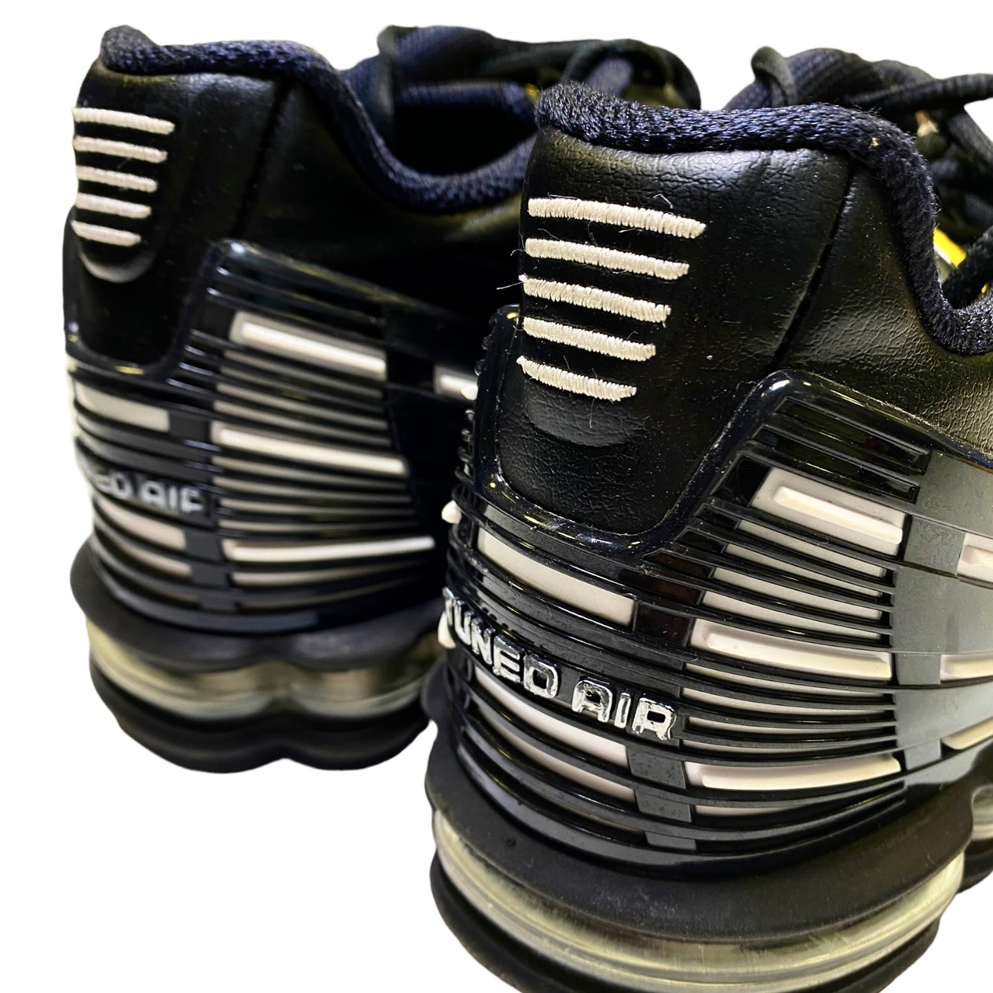 NIKE TUNED AIR BOTY