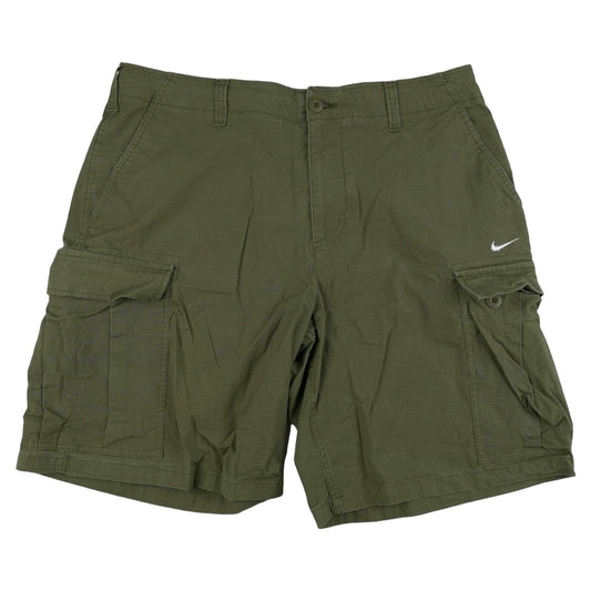 NIKE KHAKI SHORTS