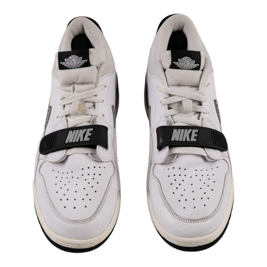 AIR JORDAN LOW LEGACY WHITE SHOES