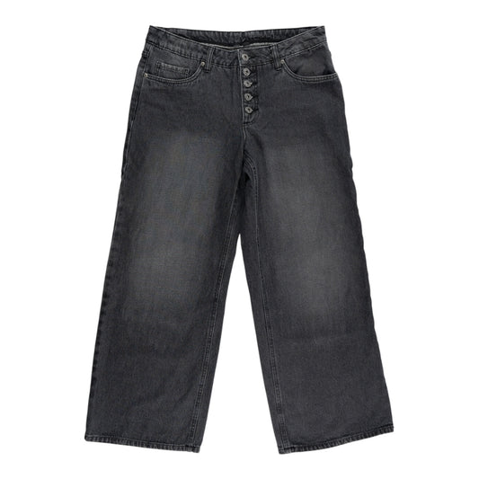 DIRTY JEANS
